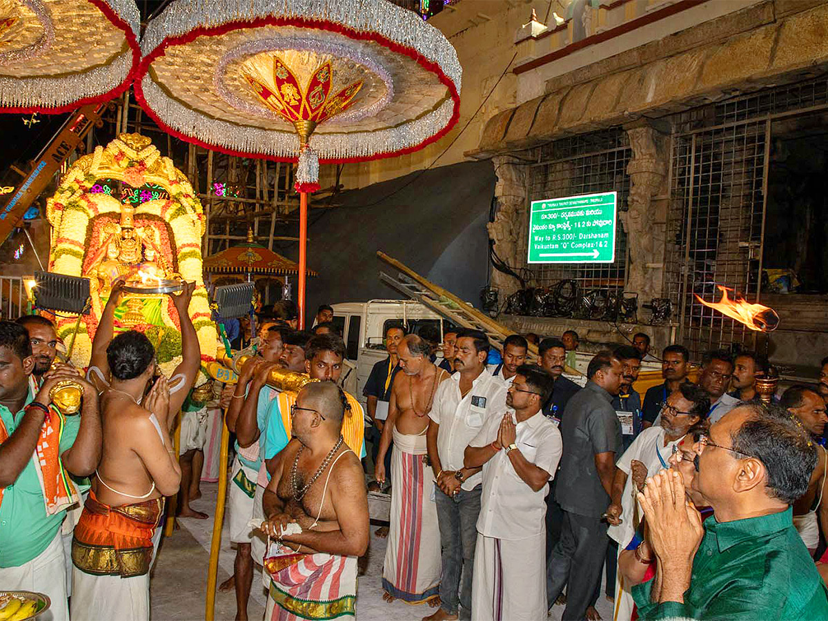 Brahmotsavaalu_202023_20In_20Tirumala_20Photos-2.jpg 2