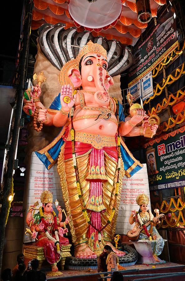 Khairatabad_20Ganesh_202023-11.jpg 10