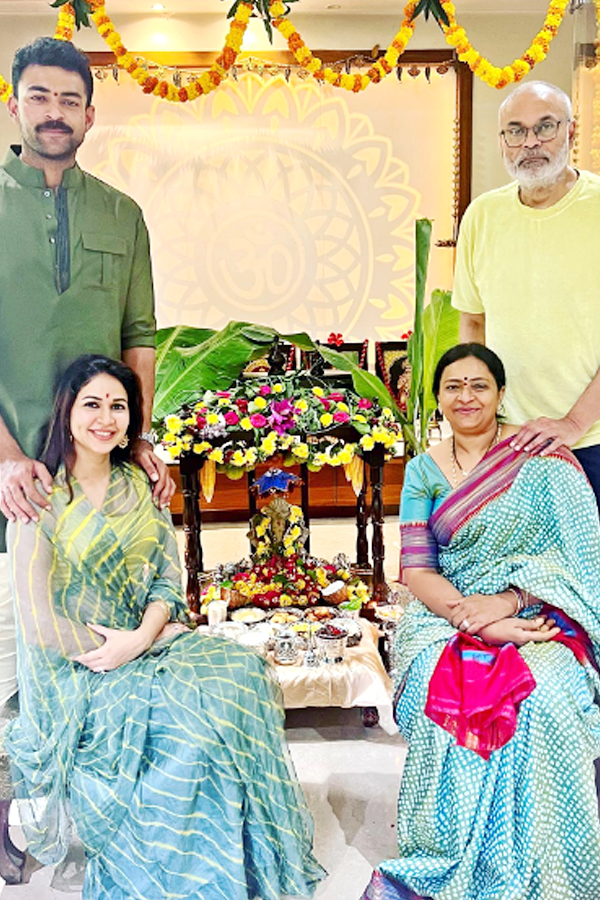 Mega-Family-06.jpg 6