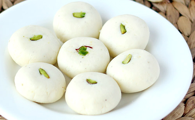 Sweet-Sandesh-01.jpg