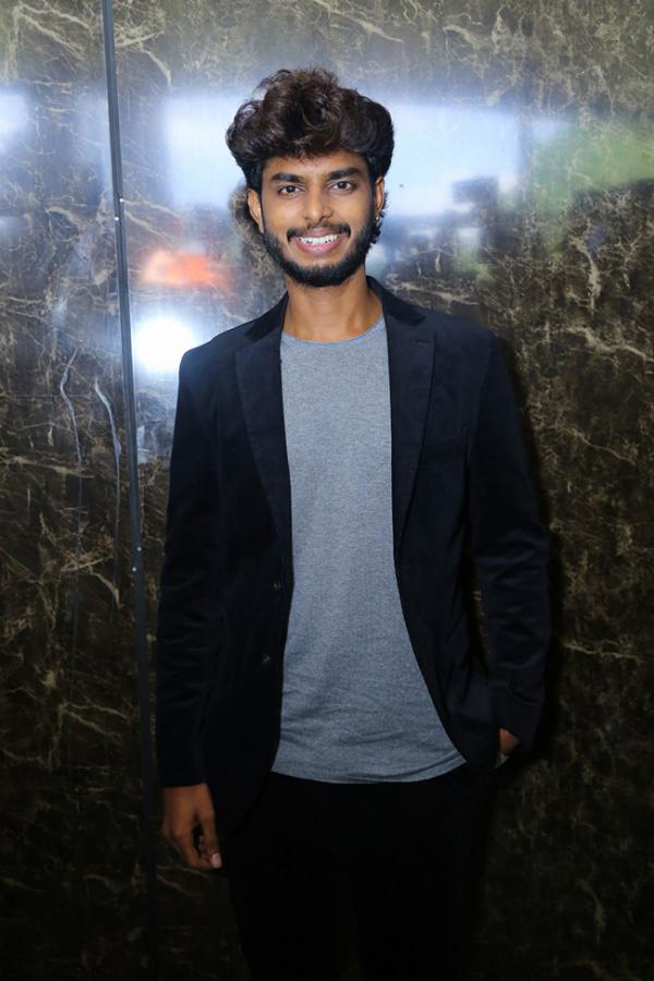 Youtuber_20Harsha_20Sai_20to_20make_20debut_20with_20Mega_20Movie_20-14.jpg 14