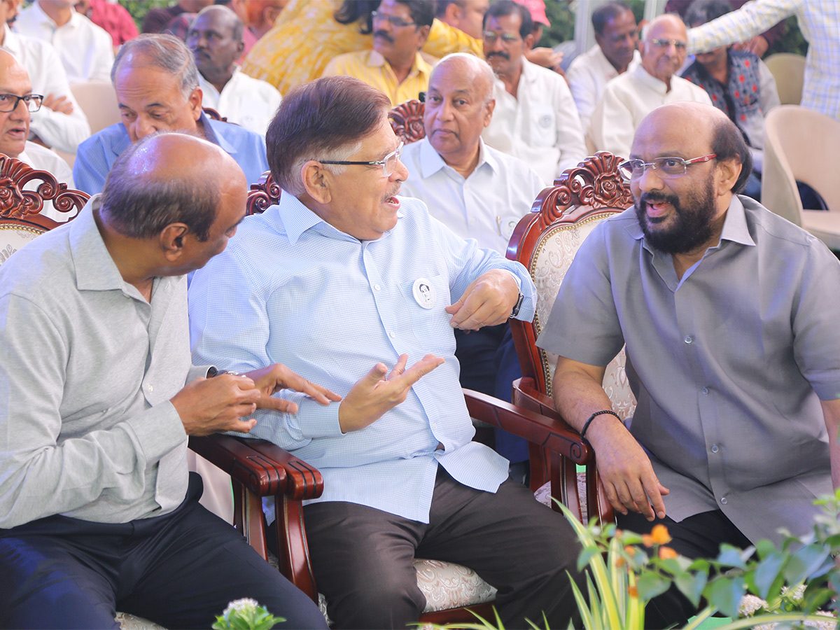 ANR_20100th_20Birth_20Anniversary_20Celebrations_20Live_20Photos-25.jpg 24