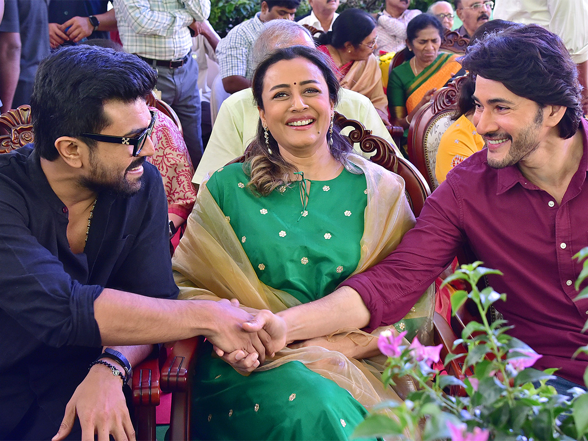 ANR_20100th_20Birth_20Anniversary_20Celebrations_20Live_20Photos-27.jpg 26