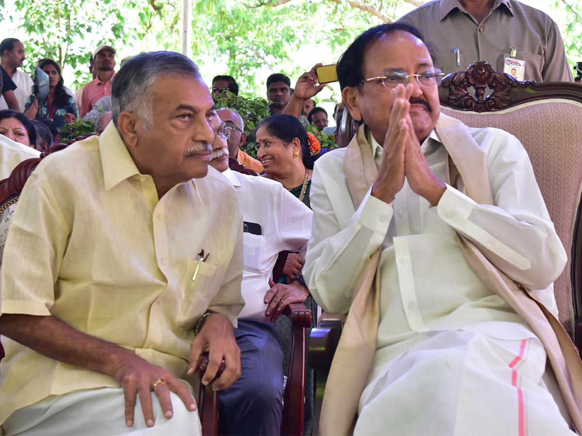 ANR_20100th_20Birth_20Anniversary_20Celebrations_20Live_20Photos-30.jpg 29