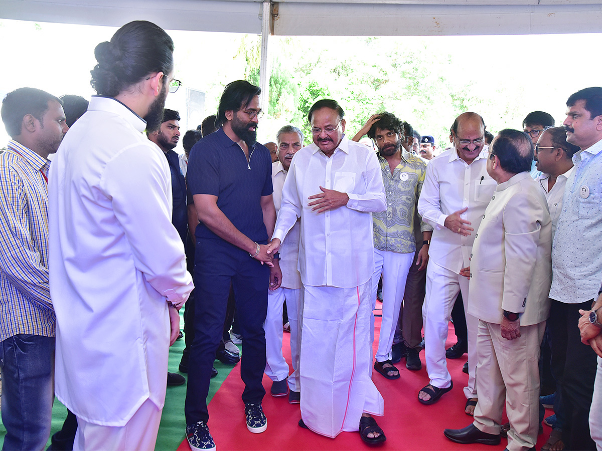 ANR_20100th_20Birth_20Anniversary_20Celebrations_20Live_20Photos-39.jpg 37