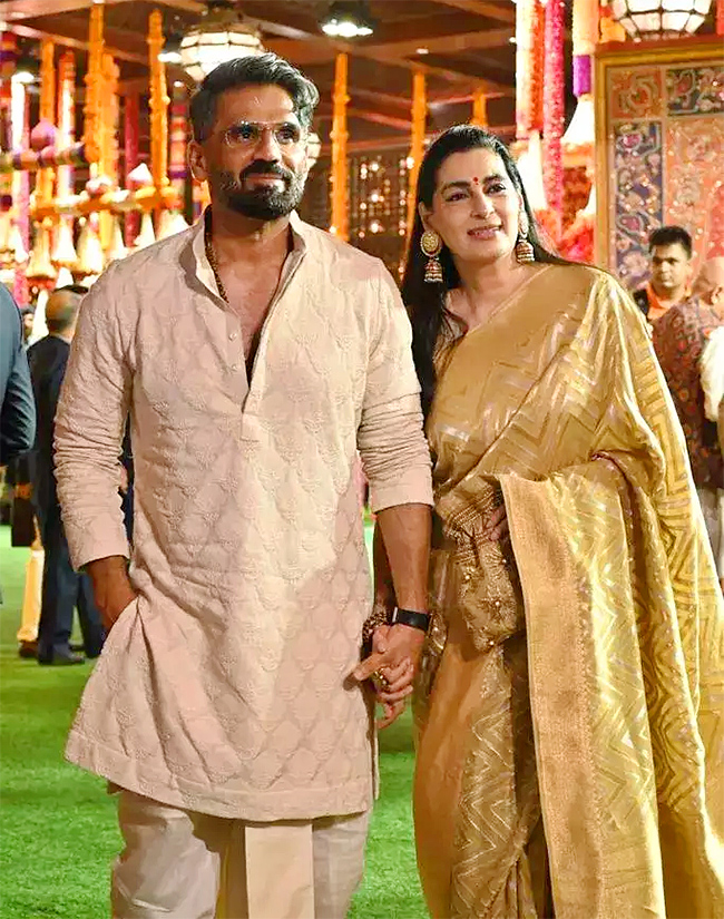 Ambani_20Ganesh_20Chaturthi_202023_20Photos-20.jpg 20