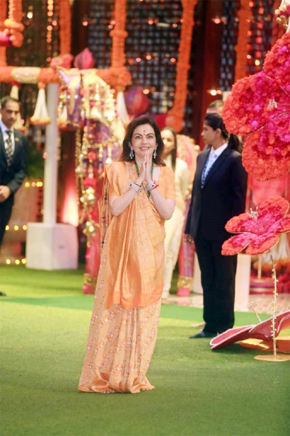 Ambani_20Ganesh_20Chaturthi_202023_20Photos-4.jpg 4