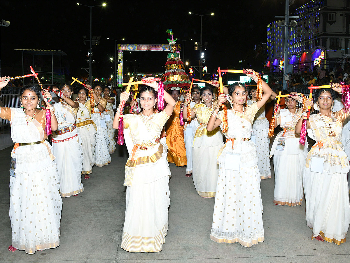 Brahmotsavam_202023_20Celebrations_20In_20Tirumala-15.jpg 13