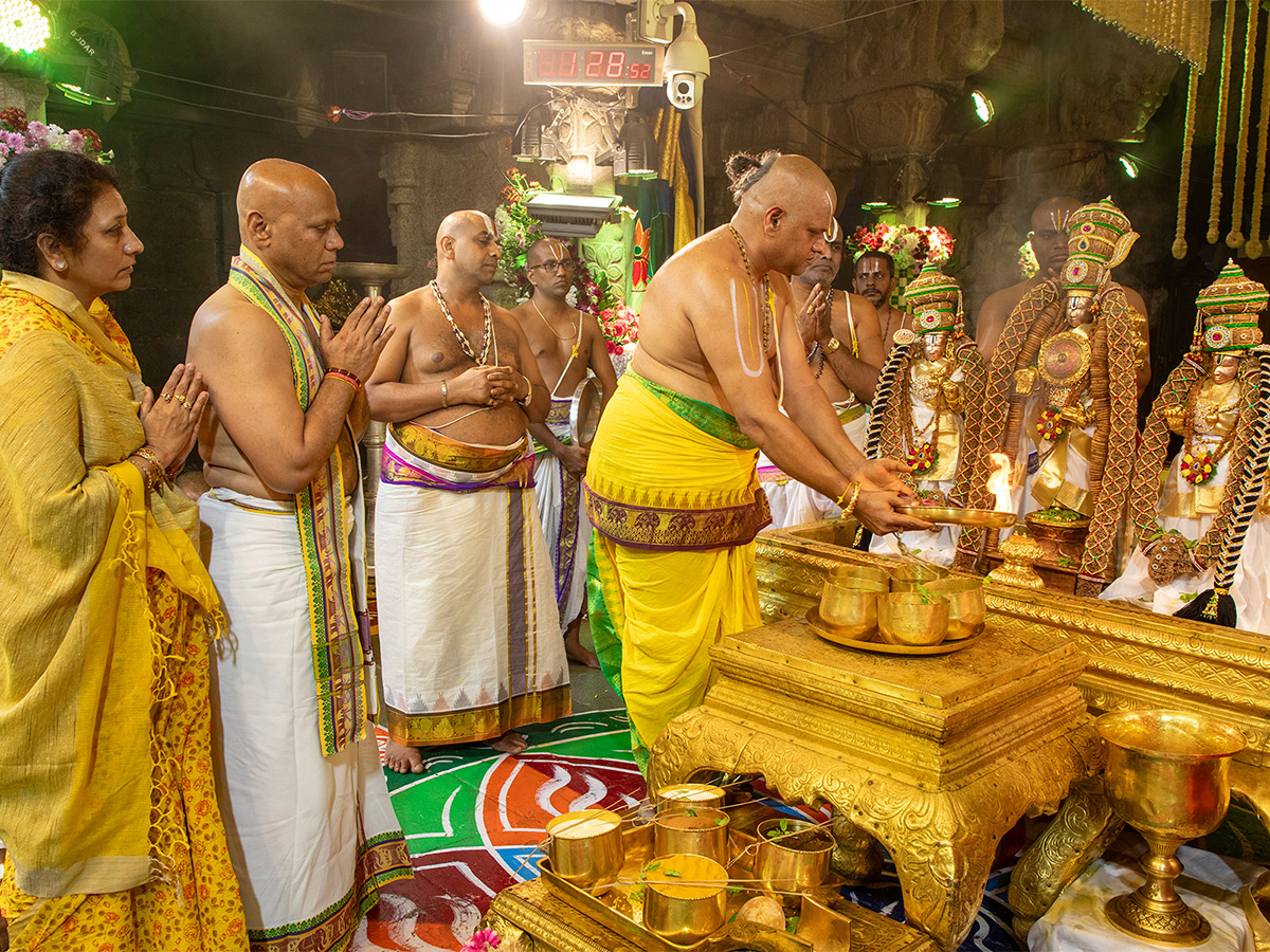 Brahmotsavam_202023_20Celebrations_20In_20Tirumala-24.jpg 22