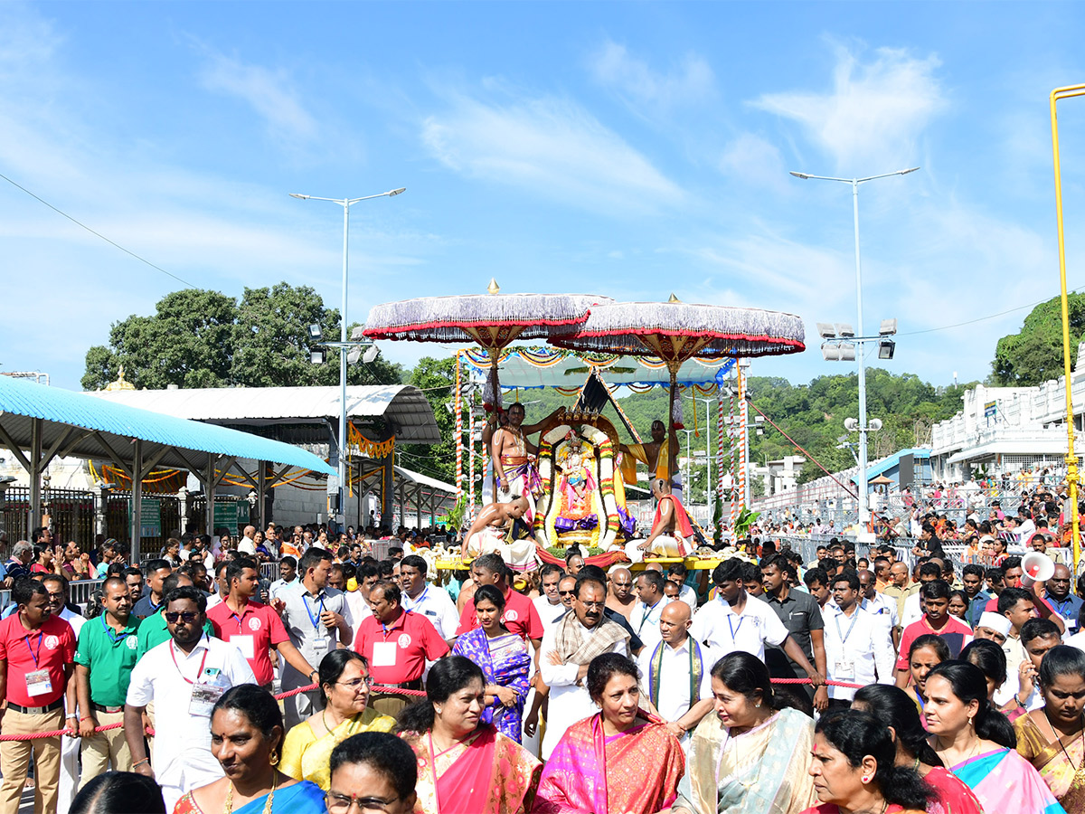 Brahmotsavam_202023_20Celebrations_20In_20Tirumala-26.jpg 24