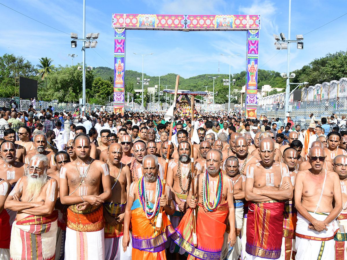 Brahmotsavam_202023_20Celebrations_20In_20Tirumala-6.jpg 5