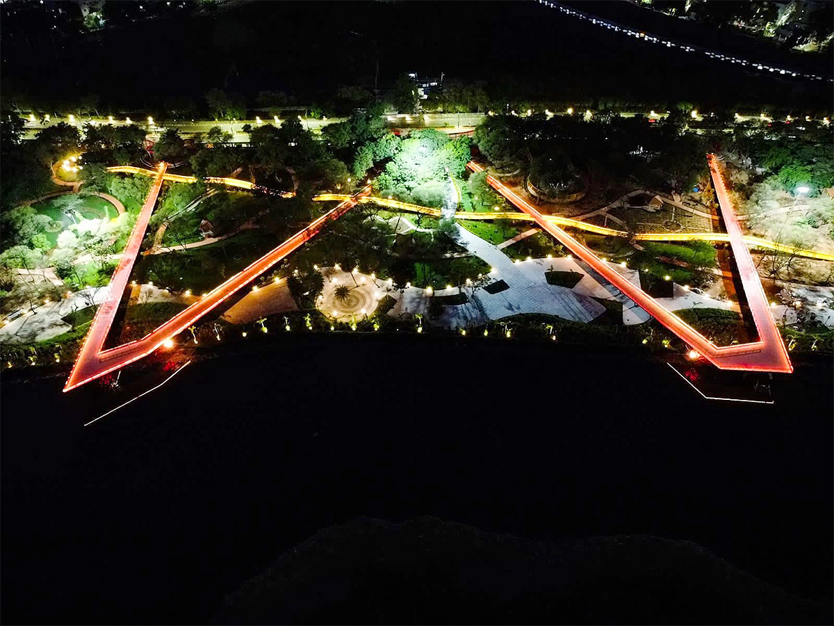 Lakeview_20Park_20in_20Hussain_20Sagar_20Hyderabad-10.jpg 8