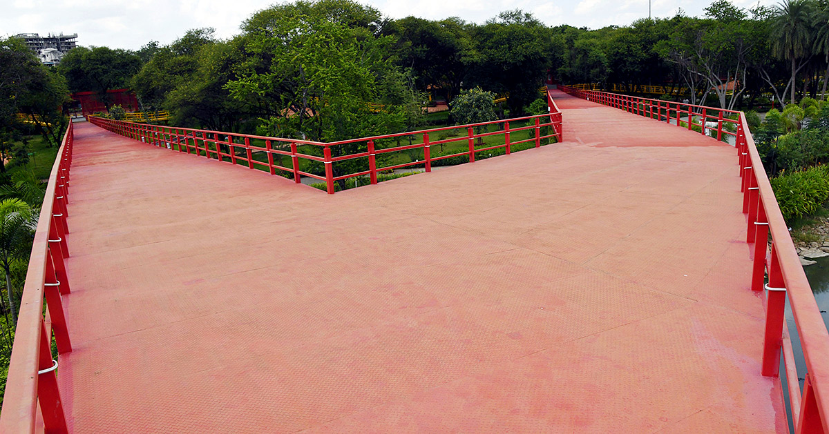 Lakeview_20Park_20in_20Hussain_20Sagar_20Hyderabad-21.jpg 19