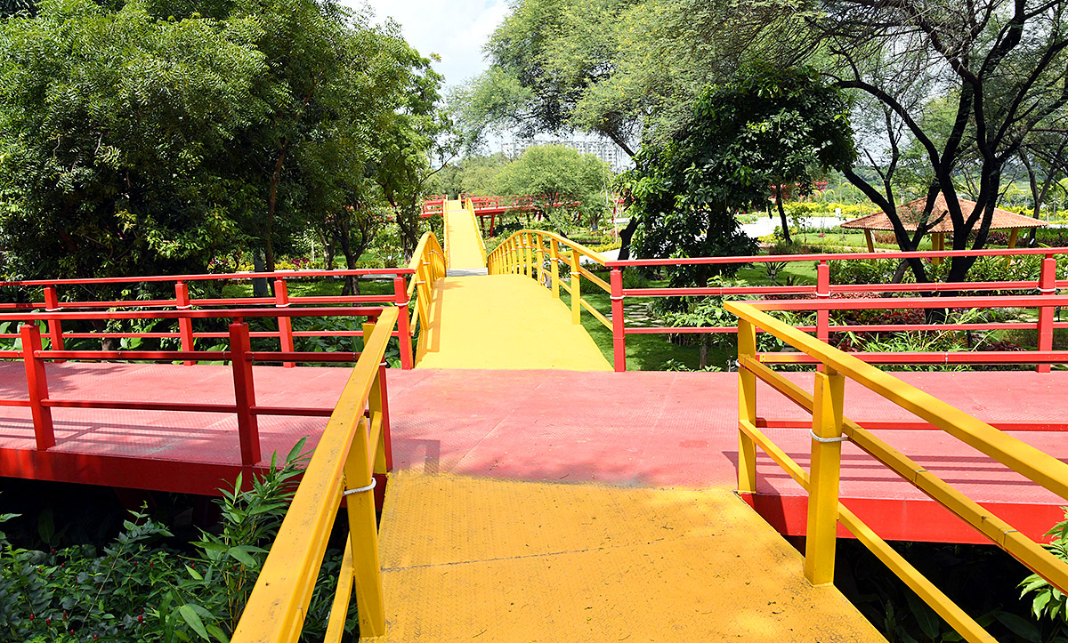 Lakeview_20Park_20in_20Hussain_20Sagar_20Hyderabad-4.jpg 4