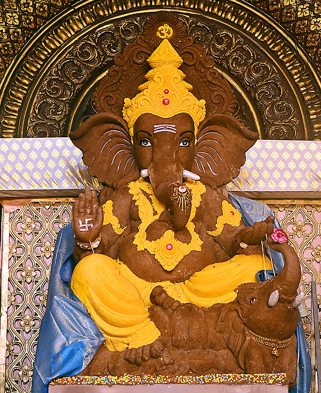 Variety_20Ganapathi_20Idols_202023_20Photos-10.jpg 10