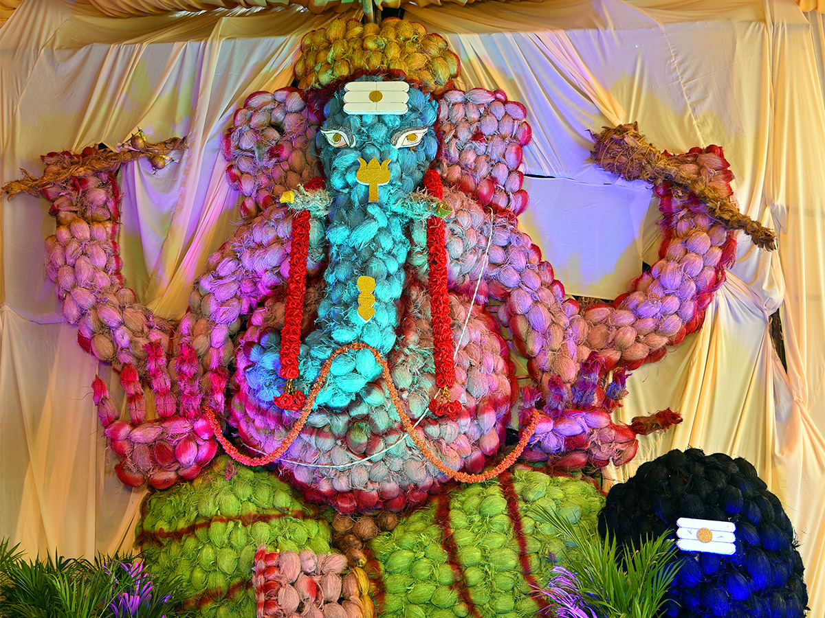 Variety_20Ganapathi_20Idols_202023_20Photos-14.jpg 14