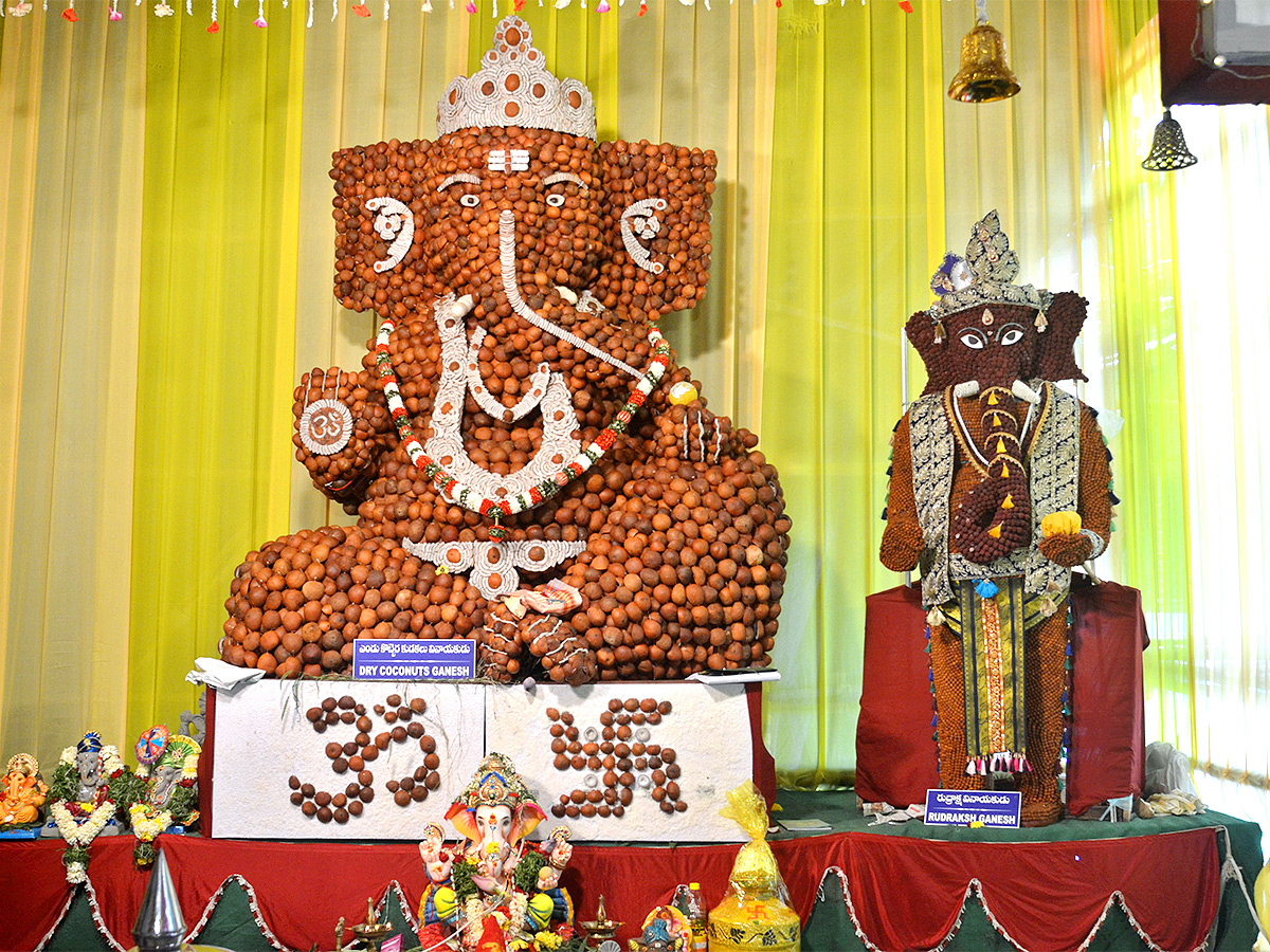Variety_20Ganapathi_20Idols_202023_20Photos-2.jpg 2