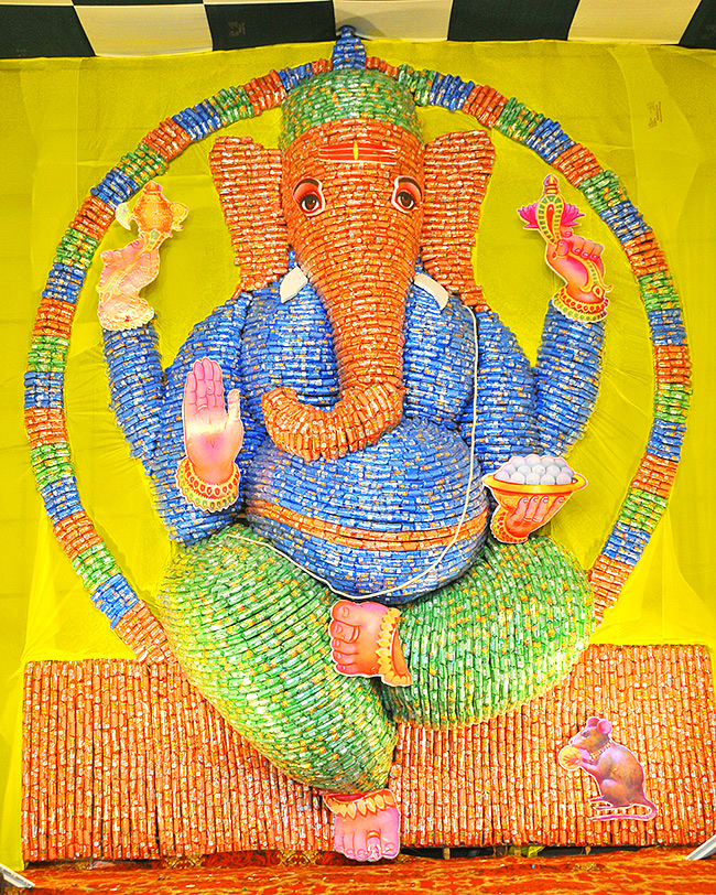 Variety_20Ganapathi_20Idols_202023_20Photos-3.jpg 3