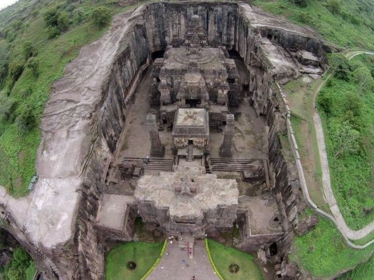 7._20Ellora-Caves_Aurangabad.jpg 14