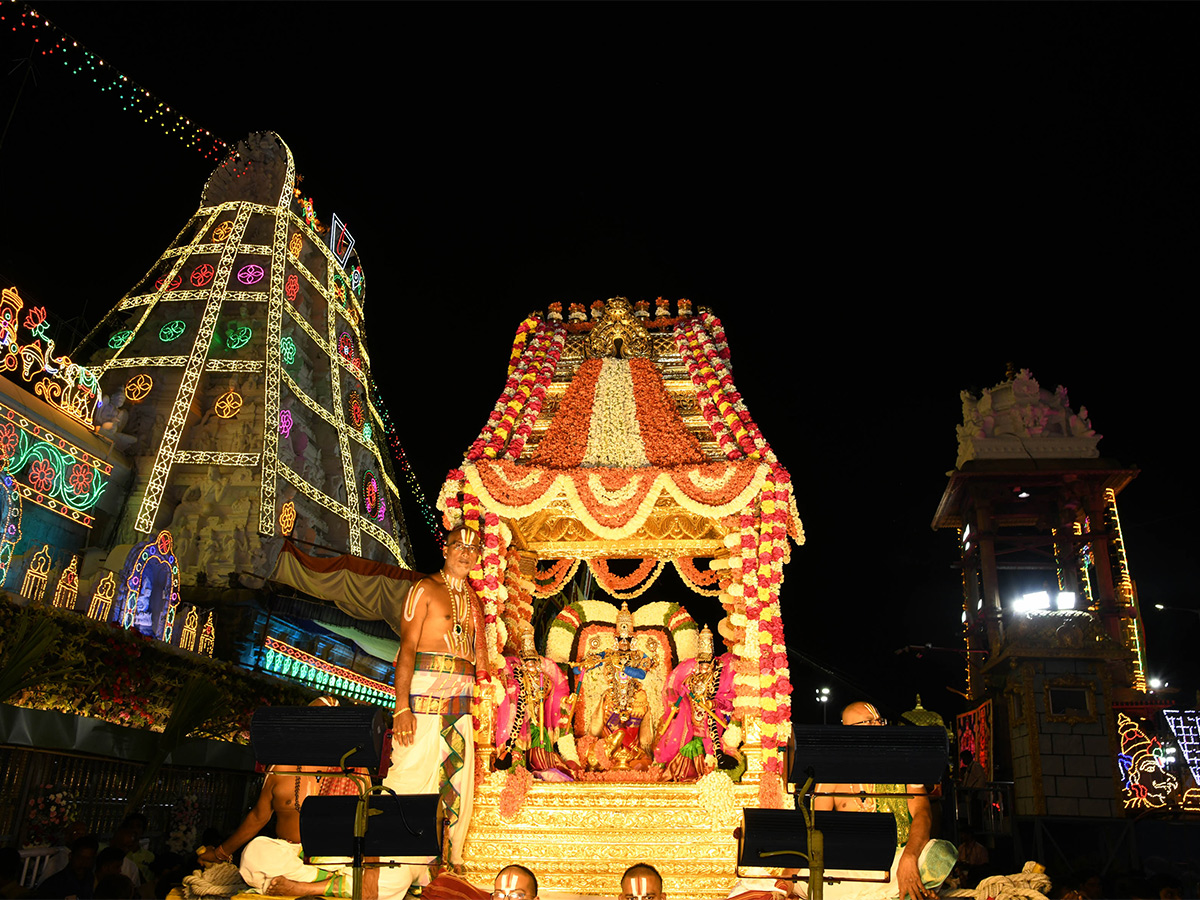 Brahmothsavalu_20At_20Tirumala_20Photos-19.jpg 19