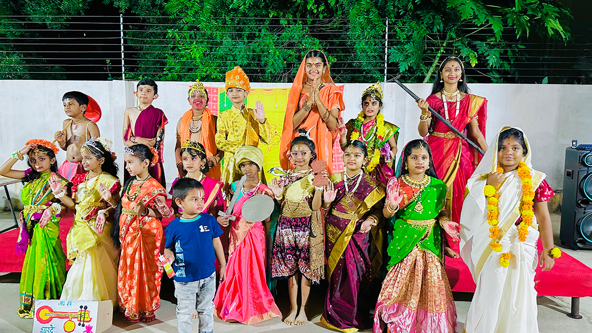 Ganesh_20Immersion_20in_20Hyderabad_202023-24.jpg 23