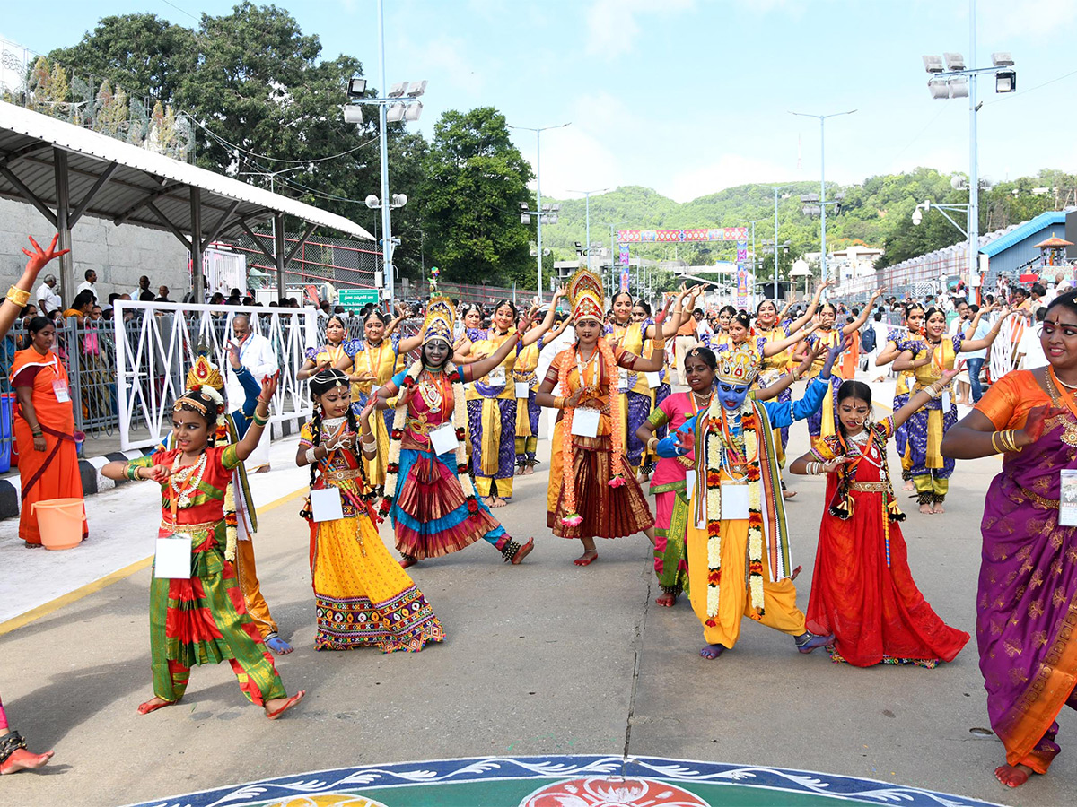 Tirumala_20Brahmotsavam_202023_20Photos-20.jpg 19
