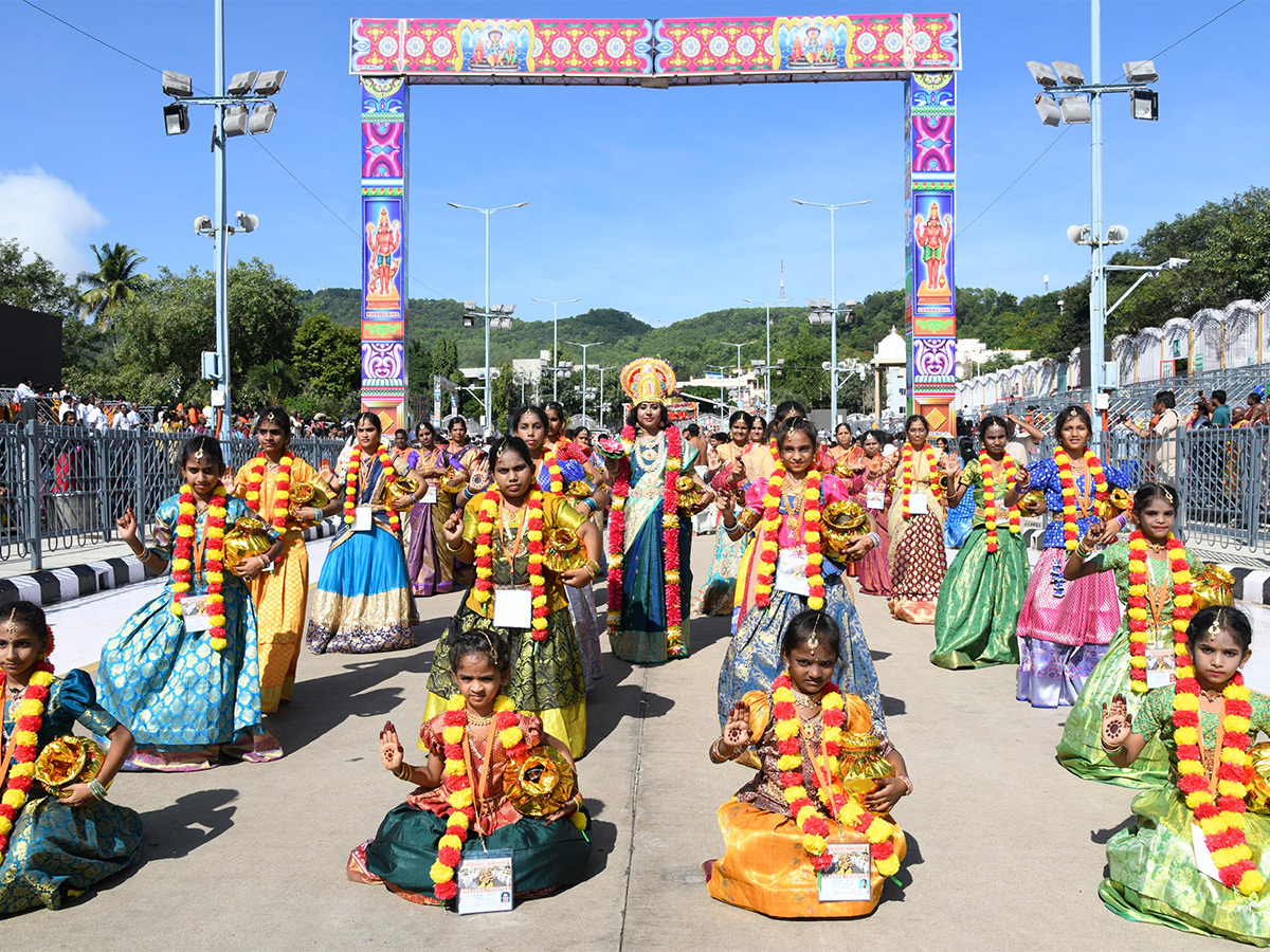 Tirumala_20Brahmotsavam_202023_20Photos-23.jpg 22