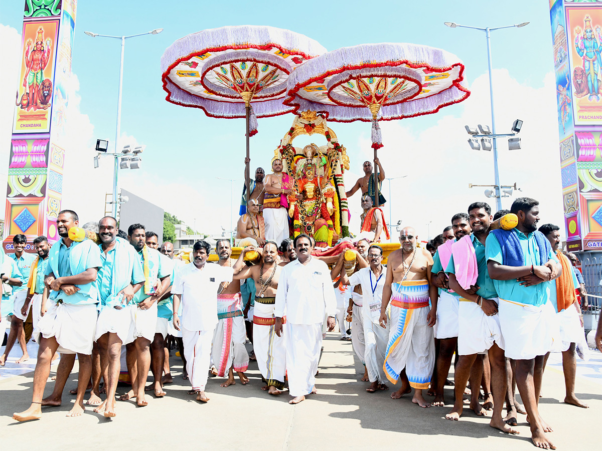 Tirumala_20Brahmotsavam_202023_20Photos-6.jpg 6