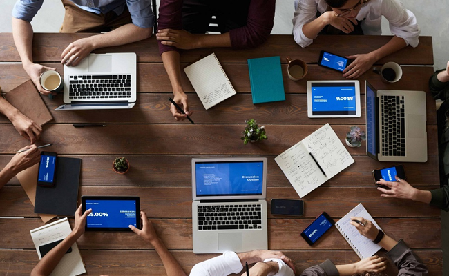 startups-lakh-mark.jpg