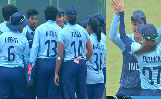 india-womens.jpg