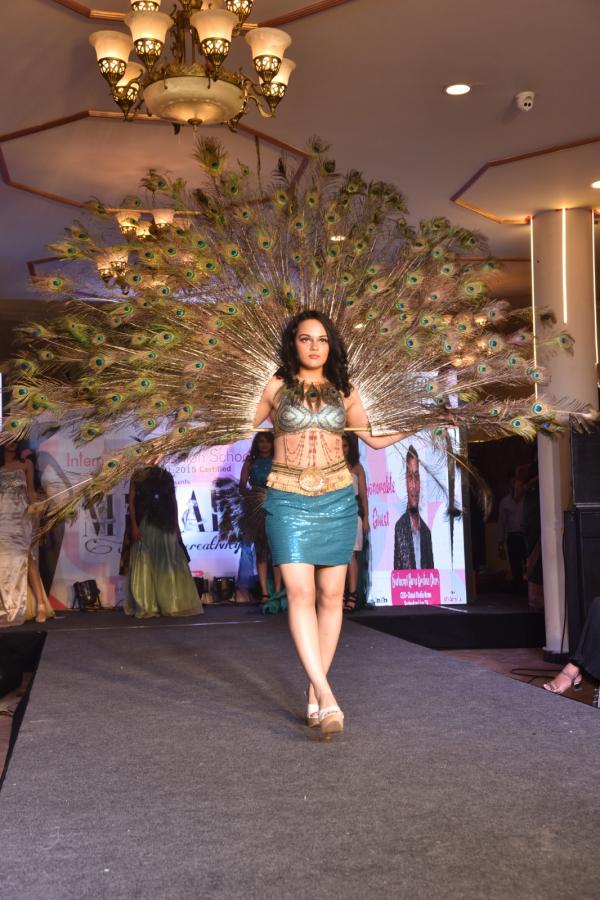 IFS-International-Fashion-Show-26.jpeg 27