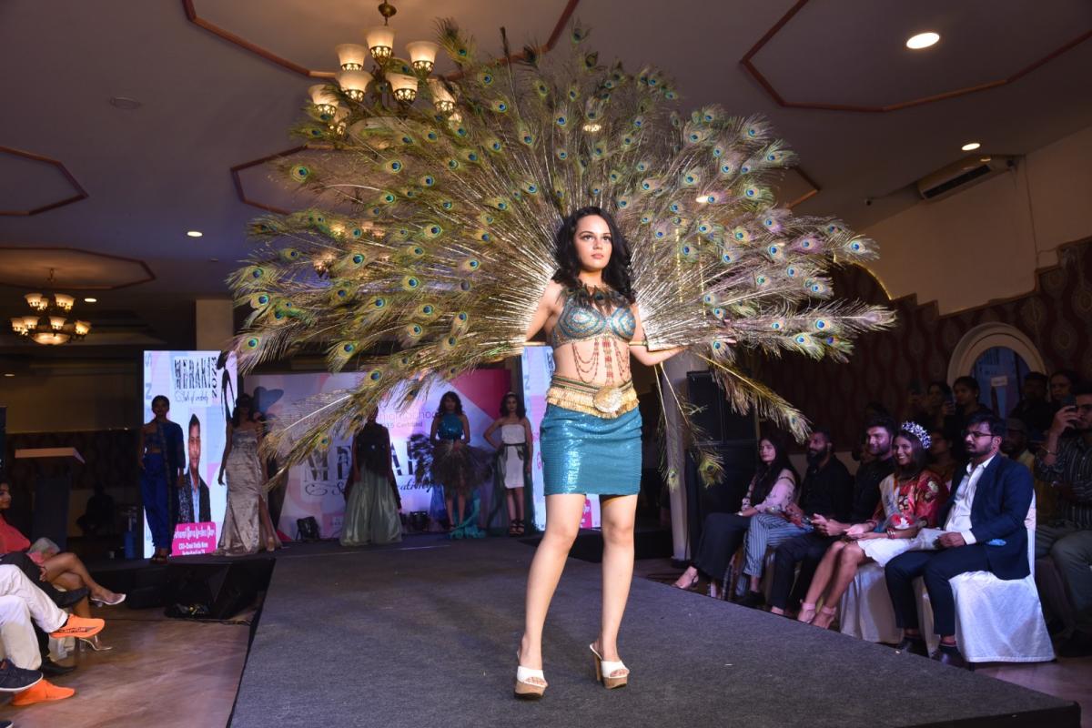 IFS-International-Fashion-Show-29.jpeg 1