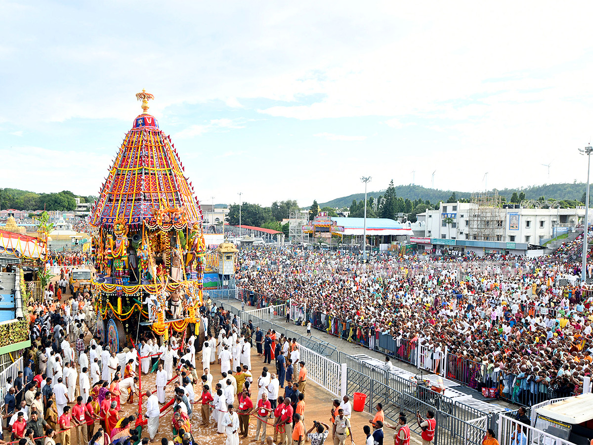 Tirumala_20Brahmotsavam_202023_20Photos-24.jpg 22
