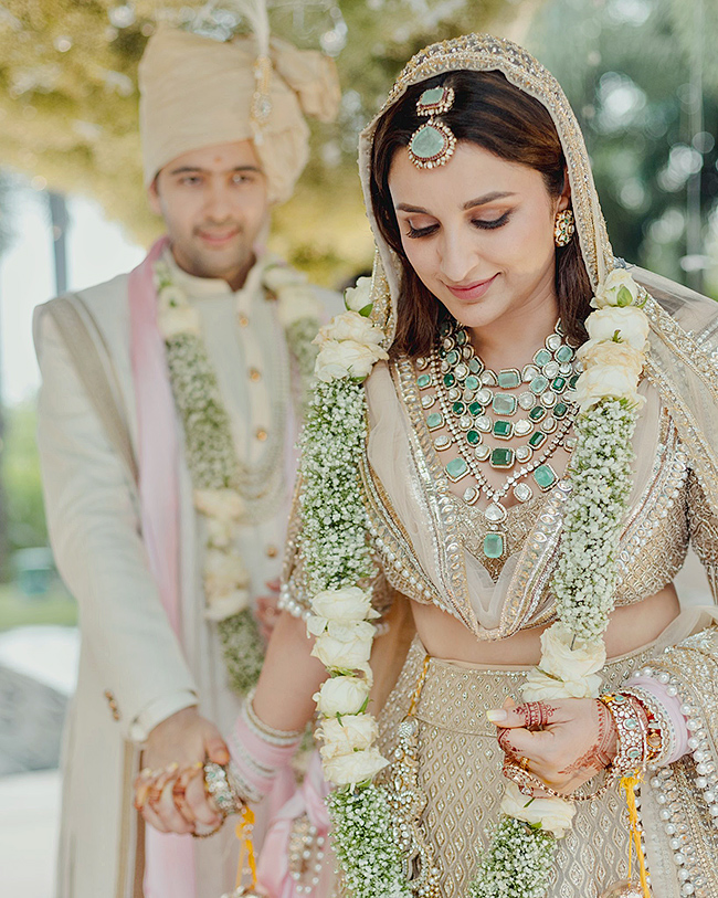parineeti_20chopra_20raghav_20chadha_20wedding_20photos-3.jpg 3