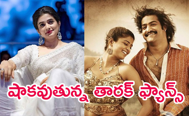 Priyamani-In-Devara-As-Jr-Ntr-Mother.jpg