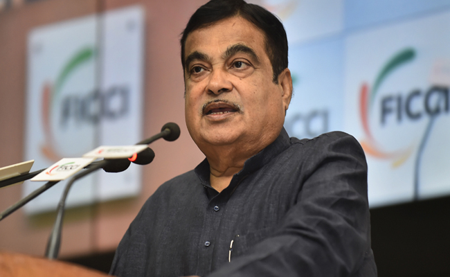 nithin_20gadkari.jpg