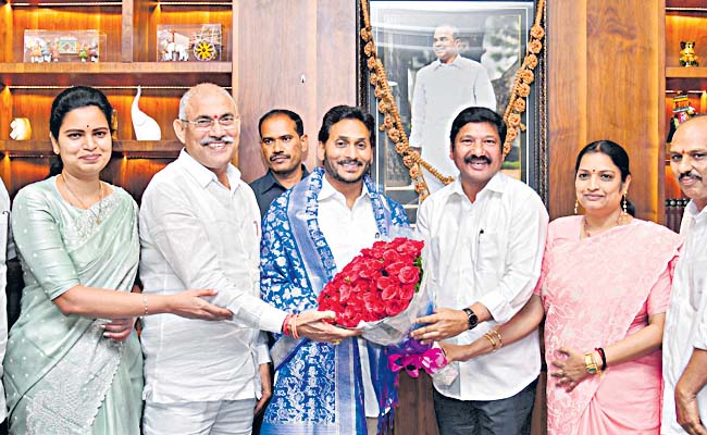ys_20jagan.jpg