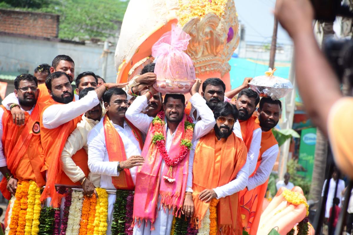 Balapur-Ganesh-Immersion-07.jpeg 1