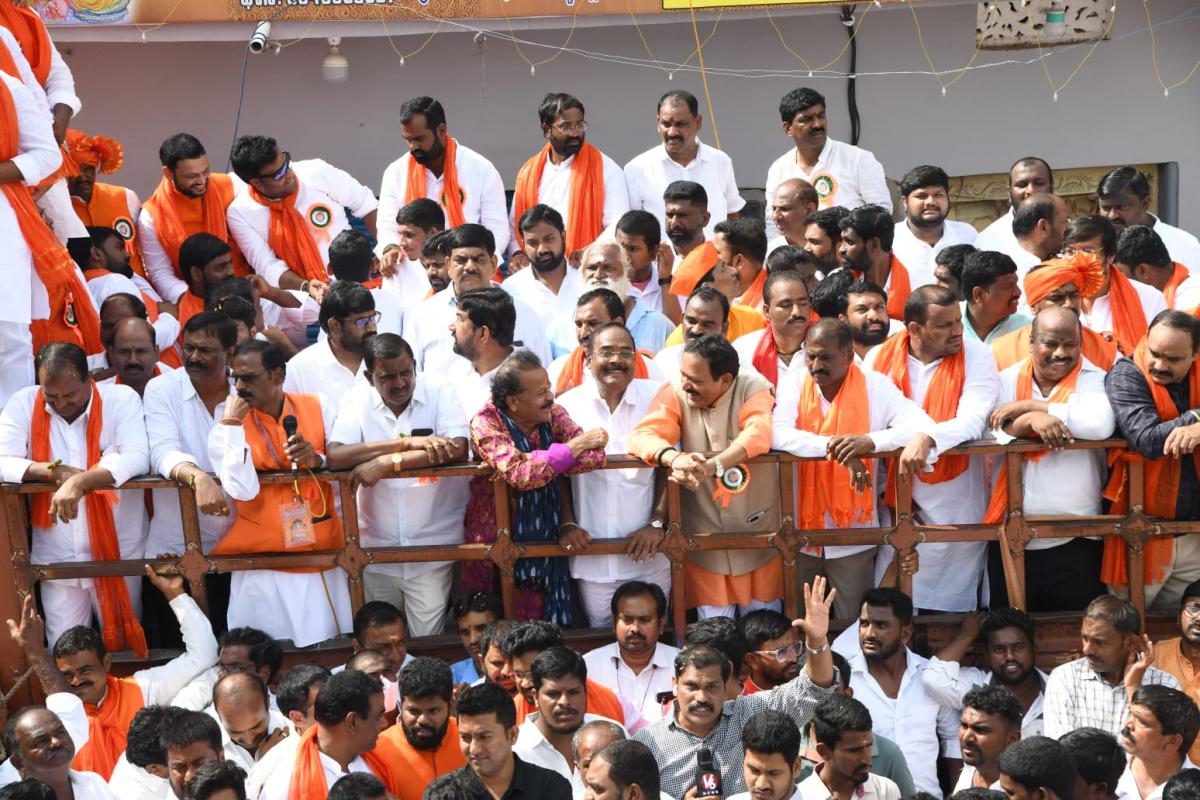 Balapur-Ganesh-Immersion-16.jpeg 16