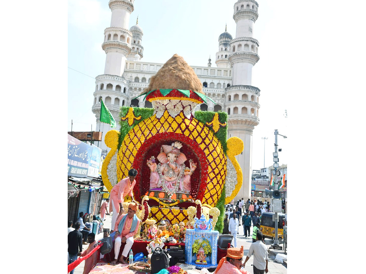 Hyderabad_20Ganesh_20Immersion_20Photos1.jpg 12