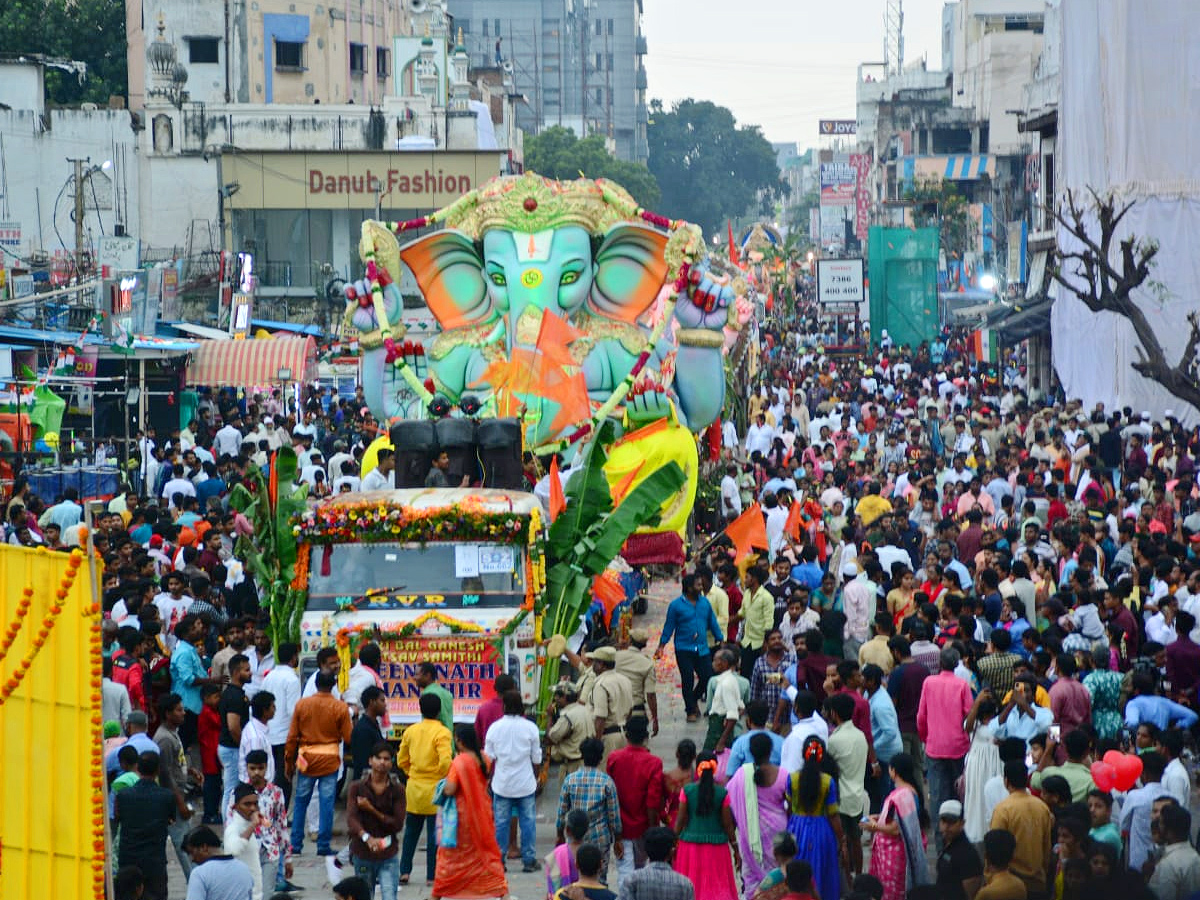 Hyderabad_20Ganesh_20Immersion_20Photos_21.jpg 20