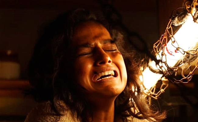 Shraddha_20Srinath_20Kaliyugam_20Movie_20Stills_20photos_8.jpg 9