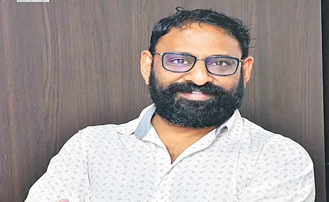 Srikanth-Addala-at-Peddha-K.jpg
