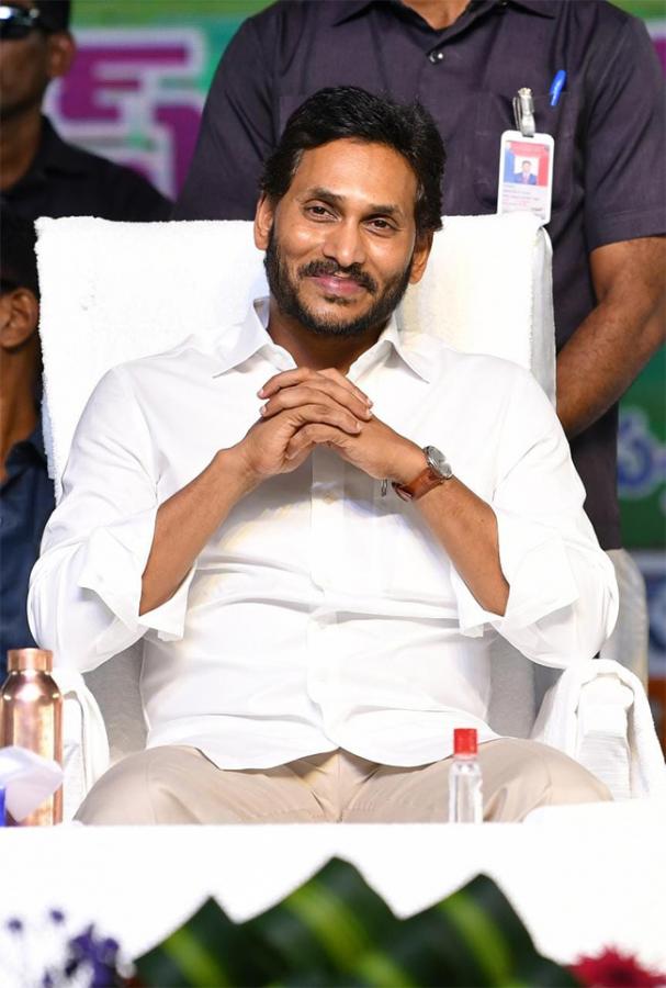 YSR_20Vahana_20Mitra_20Scheme_20CM_20YS_20Jagan_20At_20YSR_20Vahana_20Mitra_20Photos-32.jpg 29