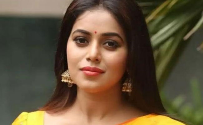 poorna.jpg