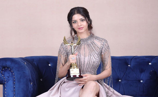vedhika.jpg