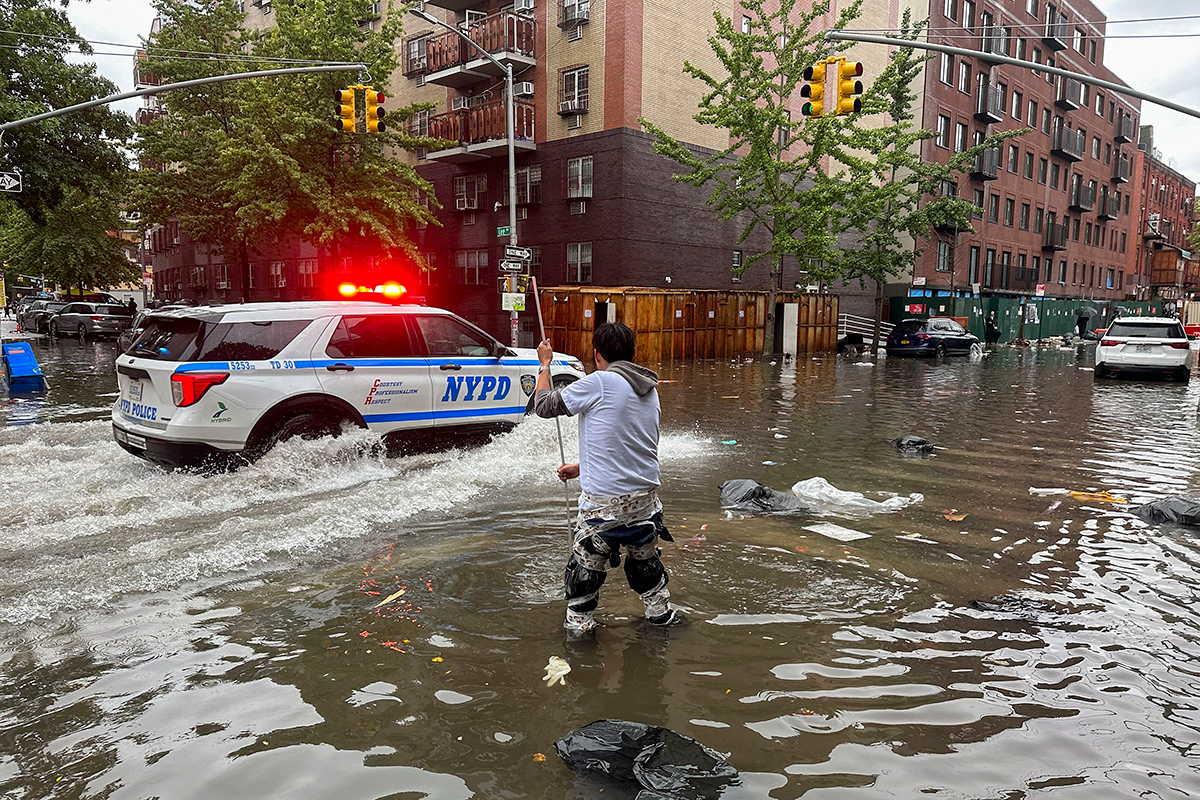 New_20York_20floods_20LIVE_20Updates_20Photos-11.jpg 11