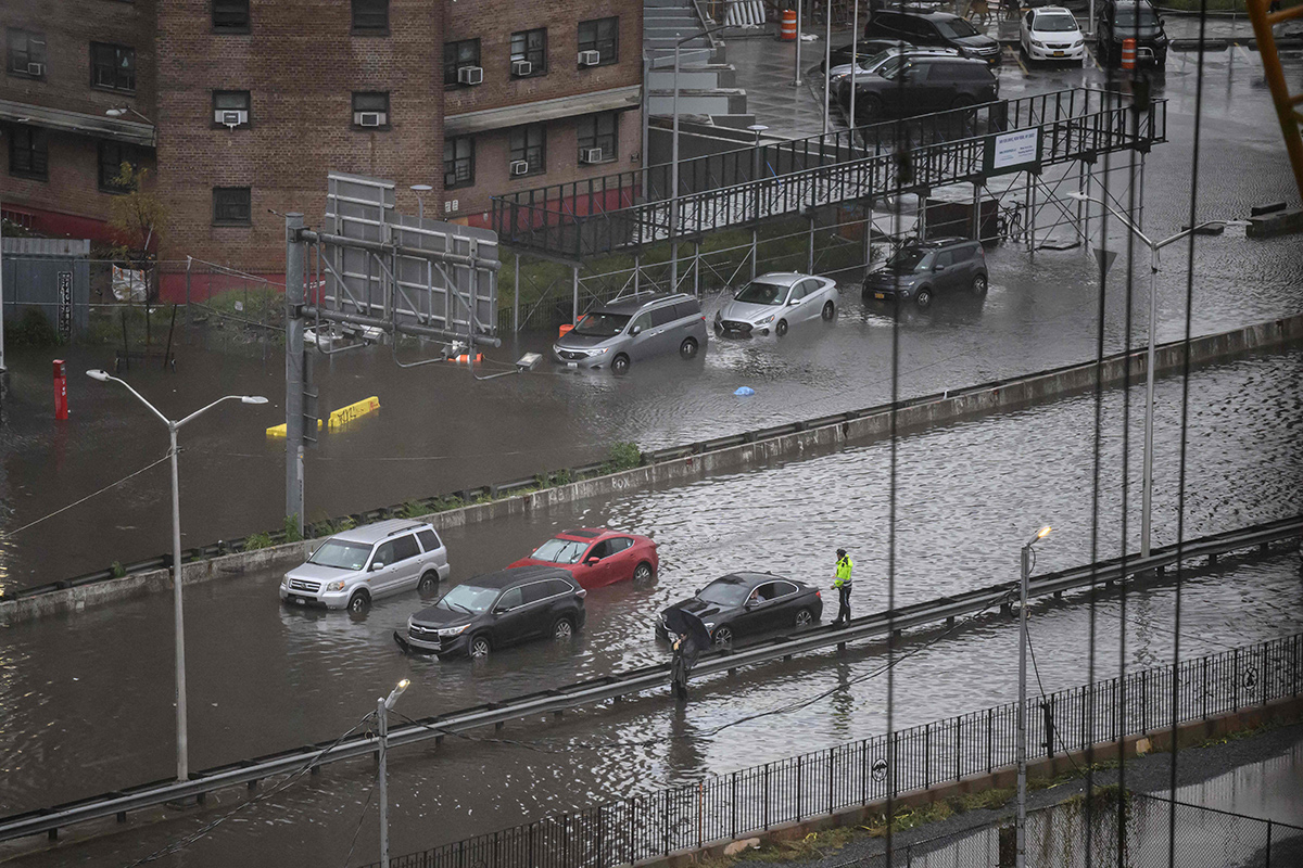 New_20York_20floods_20LIVE_20Updates_20Photos-3.jpg 3