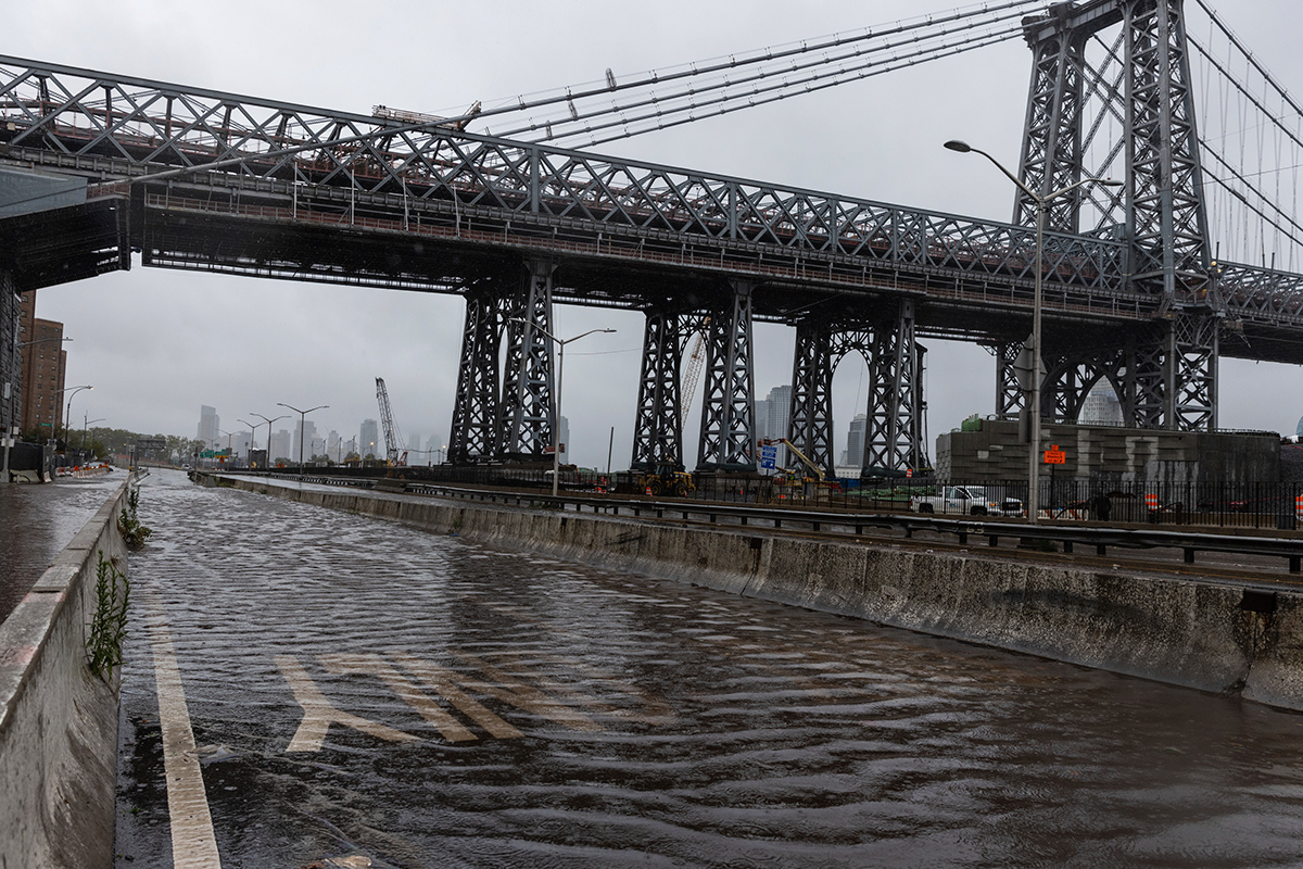 New_20York_20floods_20LIVE_20Updates_20Photos-4.jpg 4