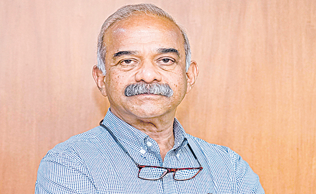 PTI-SHANTA-KUMAR.jpg